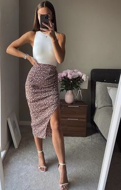 Elegantes Outfit Damen, Summer Work Outfits, A Skirt, Casual Work Outfits, Looks Chic, Work Outfits Women, Professional Outfits, Business Casual Outfits, Mode Inspiration