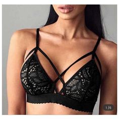 Looooove This !!! I Have A Couple Of My Own In Different Colors. Obsessed. Haha Lace Bra Top, Strappy Bralette, Sheer Bra, Bralette Tops, Top Floral, Lace Fashion, Bustiers, Bra Top, Bra Styles