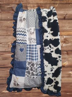 Baby Ruffle Blanket - Navy Cows Come Home and Black White Cow Minky Farm Blanket - DBC Baby Bedding Co Gender Neutral Baby Quilt Patterns, Baby Clothes Quilt Ideas, Baby Blanket Patterns Sewing, Patch Blanket, Sew Blankets, Shower Funny, Farm Blankets, Ruffle Blanket, Neutral Baby Quilt