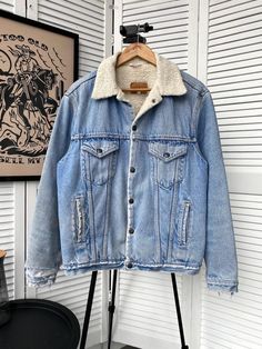 SIGN UP FOR MY STORE FOR DAILY UPDATES AND PRICE REDUCTIONS Follow us on Instagram @beton_vintage 10% off when buying 2 items 15% off when buying 3 items 20% off when buying 4 items Vintage 90s Levi's Sherpa Lined Denim Jacket Distress Size M ❗️All our items are measured horizontally, the sizes are indicated on 3 photos. Jacket is in good pre-owned condition ( distressed style ) Please check the photos carefully! Please ask all necessary questions before making a purchase. Shipping Information: Processing Time: We ship items within 2-5 business days after payment is received. Shipping Method: All orders use standard international shipping. Tracking number will be provided once your item has been shipped. Estimated Delivery Time: Delivery time varies depending on destination and usually tak Sherpa Lined Denim Jacket, Lined Denim Jacket, Distressed Denim Jacket, Sherpa Lined, Vintage Levis, Vintage 90s, Levi's, Ukraine, Happy Shopping