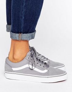 Vans Classic Old Skool, Tenis Vans, Grey Vans, Basket Style, Shoe Fits, Best Sneakers, Crazy Shoes, Vans Classic