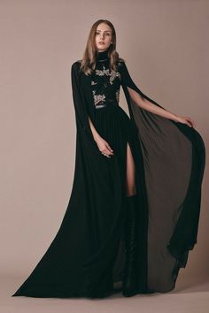 Elie Saab Dresses, Elie Saab Couture, Hijab Styles, Fun Times, Castiel, Fall Fashion Outfits, Fashion 2020, Elie Saab