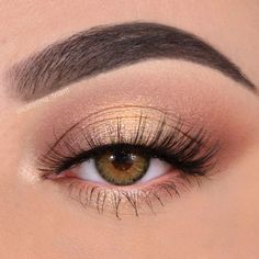 Makeup Looks For Burnt Orange Dress, Fall Inspired Eyeshadow Looks, Eye Art Makeup Ideas, Makeup Ideas For Thanksgiving, Wedding Makeup Autumn, Simple Fall Eyeshadow Looks, Fall Makeup Looks For Hazel Eyes, Brown Eye Eyeshadow Looks, Fall Wedding Makeup For Brown Eyes