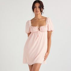 Short And Sweet, The 'Princess' Is A Mini Dress With An Empire Cut And Gathered Bust. It's Set In A Beautiful Pink Quartz Hue That's Perfect For Sunny Days And Has An Ultra Feminine Swing Shape. The Pretty Puff Sleeves And Short Hemline Add To The Feminine Vibe. Fully Lined For Comfort, It Has A Zip To The Back For Easy On. Where To Wear: Garden Parties, Bottomless Brunches, Picnics, Afternoon Teas, Rooftop Bars, Vacays. Underwear Solution: No Bra Required Due To The Shaped Gathered Bust. Made F Classic Color Palette, Dresses Princess, Ultra Feminine, Pleated Mini Dress, Ruffle Mini Dress, House Of Cb, Red Midi Dress, Pink Quartz, Estilo Boho