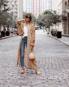 Fall Vacation Boho Print Kimono, Boho Print Kimono For Beach In Fall, Fall Beach Boho Print Kimono, Fall Beach Kimono With Boho Print, Bohemian Open Front Kimono For Day Out, Bohemian Free Size Kimono For Day Out, Summer Boho Print Kimono For Day Out, Free Size Bohemian Kimono For Day Out, Bohemian Kimono For Beach Season Day Out