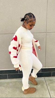 Creme Leggings Outfit, Valentine's Day Outfit Black Women, Chill Outfits Baddie, Winter Outfits Black Women, Fly Outfit, Stylish Summer Outfits, Chill Fits, Cute Lazy Day Outfits