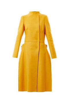 bottega-veneta <3 <3 #bottegaveneta #coat #yellow #yellowcoat Gabrielle Aplin, Work Vibes, December Outfits, Collarless Coat, Stylist Fashion, Yellow Coat, Classy Lady, Couture Runway