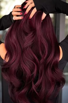 Pelo Color Borgoña, Pelo Color Vino, Wine Hair Color, Dark Red Hair Color, Red Hair Inspo, Cherry Hair, Dark Red Hair