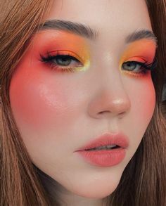 Seasonal Makeup, Maquillage On Fleek, Orange Makeup, Unique Makeup, Makijaż Smokey Eye, Dope Makeup, Creative Eye Makeup, Festival Makeup, Eye Makeup Art