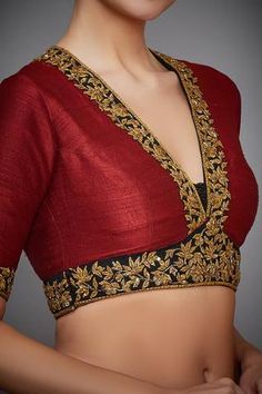 Ritu Kumar Blouse Designs, Blouse V Neck Designs Latest, Blouse Neck Patterns Indian, Latest Blouse Pattern For Silk Saree, Saree Blouses Designs Latest, Blouses For Women Saree, Stylish Blouse Design Unique, V Neck Blouse Indian, V Neck Saree Blouse