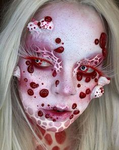 Creepy Fairy Makeup, Mushrooms Makeup, Tooth Fairy Makeup, Mushroom Makeup Looks, Sfx Makeup Looks, Creepy Mushroom, Creepy Fairy, Mushroom Elf, Mushroom Makeup