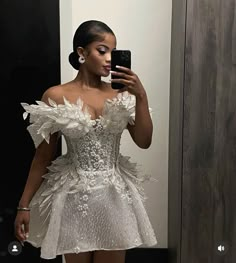 Matric Dance Dresses, Glam Wedding Dress, Short Cocktail Dresses, Short Party Dresses, Prom Inspo, Gorgeous Prom Dresses, Floral Party Dress, Senior Prom Dresses