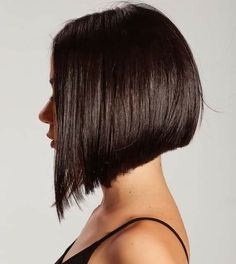 Triangular Graduation, Inverted Hairstyles, Neck Length Hair Cuts, Neck Length Hair, Bob Cuts, Hair Haircuts, Short Hair Haircuts, Bob Haircut, Hair Color Balayage