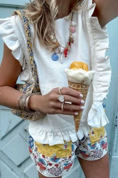 Pattern Shorts, Shorts Pattern, Quoi Porter, Vacation Outfit, Everyday Outfit, Outfit Summer, Looks Style, Spring Summer Outfits