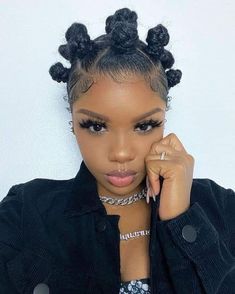 Jasmine Ponytail Hairstyles, Knots Hairstyle Black, Bump Hairstyles, Bantu Knots, Short Straight Hair, Hair Laid, Cornrow Hairstyles, Hair Collection