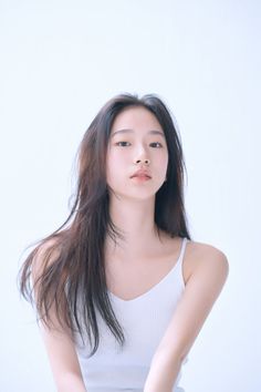 Kim Sae Ron, Pale White Skin, Profile Photography, Body Photography, Soo Hyun, Profile Photos, Kim Soo Hyun, Uzzlang Girl, Next Chapter