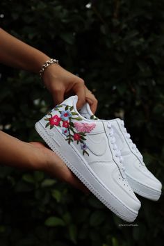 Embroidered Flower Pink Butterfly Patch Custom Air Force 1 – solecraftstudio