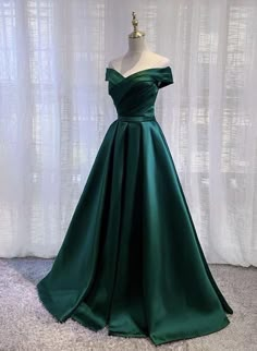 Simple Evening Dress, Emerald Green Prom Dress, Prom Dresses Simple, Prom Dresses Elegant, Junior Prom Dresses, Satin Evening Dresses