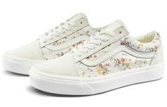 Vans Old Skool 'Floral' Floral/Pink VN0A38G1VMR Vans Floral Shoes, Floral Marshmallow, Vans Comfy Cush, Vans Classic Old Skool, Vans Vintage, Floral Vans, Warp Speed, Rhinestone Tees, Vans Store