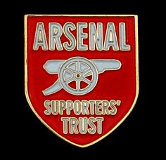 the badge for arsenal supporters trust