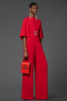 Andrew Gn syksyn 2021 Ready-to-Wear-mallisto | Vogue Modern Cinderella, Andrew Gn, Jumpsuit Elegant, Moda Vintage, Looks Chic, Fabulous Fashion, Carolina Herrera, Red Fashion