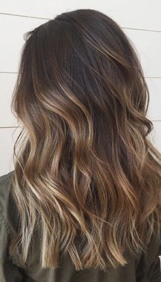 Rich Brown Hair Color, Sleek Hairstyle, Rich Brown Hair, Rambut Brunette, Brown Hair Looks, Ponytail Hairstyle, Brunette Balayage, Chocolate Brown Hair