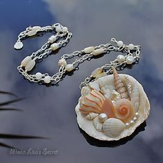 Beach Style Jewelry, Micro Mosaic Jewelry, Seashell Pendants, Art Coquillage, Pearl Necklace Designs, Silver Jewelry Earrings, Seashell Jewelry, Basic Jewelry, Seashell Necklace