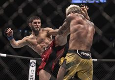 Islam Makhachev won the battle of champions Saturday night, defeating Alexander Volkanovski by unanimous decision at UFC 284 in Perth, Ufc Fighters Men, Alexander Volkanovski, Mma Boxing, Martial Arts Workout, Sports Images, Action Poses