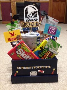 15 Heartwarming Graduation Gifts That Empower the Graduate Grad Gift Basket Ideas For Guys, Simple Graduation Gift Ideas, Senior Present Ideas, Boy Graduation Gifts, Graduation Gift Basket Ideas, Graduation Present Ideas, Graduation Gift Ideas For Boys, Sentimental Graduation Gifts