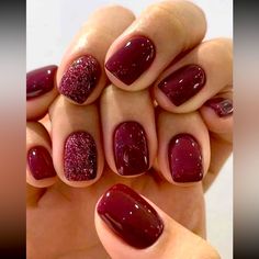 24 Pc Set- Burgundy/ Glitter Short Square Press On Nail Set. Includes File & Press On Jelly Adhesives. Reusable. New more in the telegram Maroon Nail, Money Nails, Short Fake Nails, Her Nails, Gray Nails, Super Nails, Ideas Nails, Dipped Nails, Stick On Nails