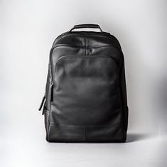 Christmas Day Special offer Flat 70% Off With Free Shipping  ✍✍Free Personalization  Free Gift Wrapping Free Shipping 🎉🎉 HURRY UP ORDER NOW AND GET YOUR ORDER BEFORE CHRISTMAS  🔰 FEATURES: ◾ Unisex Backpack ◾ Made in Full-grain Leather, Excellent Quality ◾ Brown Vintage Color ◾ Padded pocket for laptop in the main compartment ◾ Antique Brass Hardware ◾ YKK Zippers ◾ 2 Pen Holder Slot ◾ Phone Holder and card Holder Slot ◾ Interior Zipper Pocket  ◾ Cotton Lining 🔦Material: Cowhide Genuine Leat Black Rectangular Backpack For Everyday Carry, Hipster Backpack, Backpack College, Biking Backpack, Leather Backpack For Men, Timeless Bags, Color Pad, Travel Backpacks, Leather Laptop Backpack