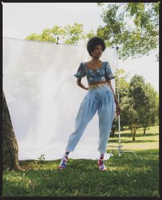 #vicunhajeansidentity #denimtrends #jeansidentity #vtrends #coolhunting #customizated #tiedye #acidwash #fashionretro #upcycling #denimarchive #truedenim #momjeans Tie Dye, Textiles, Photography