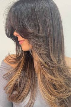 Butterfly Haircut Unstyled, Haircut Unstyled, Short Stacked Wedge Haircut, Long Ombre Hair, Thicker Hair Naturally, Overnight Beauty Hacks, Natural Brown Hair, Bright Blonde Hair