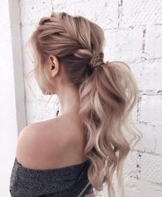 Up Ponytail, Loose French Braids, Fishtail Braids, Summer Braids, French Braid Hairstyles, Loose Braids, A Ponytail