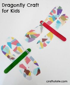 dragonfly craft for kids to make with construction paper and colored glue on the wings