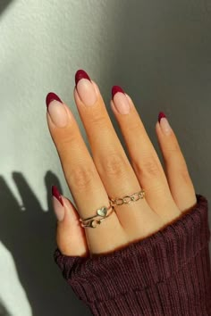 PRETTY WINTER NAIL TRENDS | HOLIDAY NAILS Fall Gel Nails, Paris Style, Burgundy Nails, Tip Nails, Orange Nails, Xmas Nails, Chic Nails, French Tip Nails