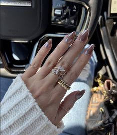 Latte Chrome Nails, Sparkle Holiday Nails, Tan Chrome Nails, Nail Ideas November, Classy New Years Nails, Aesthetic Winter Nails, Lux Nails, 20 Aesthetic, Spring Acrylic Nails