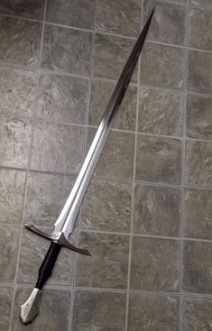 Fantasy Longsword Designs, Medieval Knives, Long Knives, Pretty Knives, Cool Knives