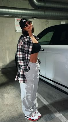 Tomboy Style Outfits, Parking Garage, Streetwear Fashion Women, Cute Swag Outfits, Swaggy Outfits, Tomboy Fashion, Baddie Outfits Casual, Teenage Fashion Outfits, Lookbook Outfits