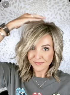 Trendy Mid Length Haircuts With Layers, Top Of Shoulder Length Hair, Sassy Medium Hairstyles For Women, Mid Length Fine Hair Styles For Women, Mid Length Hair Women Over 50, Medium Length Hair With Razored Layers, Trendy Medium Length Haircuts For Thick Hair, Trendy Medium Length Haircuts For Fine Hair, Mid Length Bob With Bangs Over 40