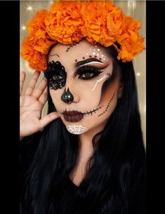 Easy Dia De Los Muertos Makeup Ideas Half Face, Outfits Catrina, Dia De Los Muertos Makeup For Women, Easy Dia De Los Muertos Makeup Ideas, Dia De Los Muertos Makeup Ideas, Candy Skull Makeup, Day Of The Dead Makeup