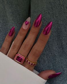 Hot Pink Chrome Magenta Nails, Pink Chrome Nails, Chrome Nail Art, Nagellack Trends, Chrome Nails Designs, Nail Designs Valentines, Metallic Nails, New Year's Nails