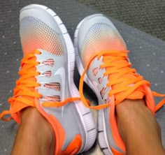 nike ombre Nike Rosa, Outlet Nike, Quoi Porter, Tenis Nike, Fitness Style, Shoes Cheap, Orange Shoes, Nike Shoes Cheap