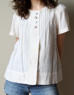 cotton...mmmmmmm:) Short Kurta Patterns Latest For Women, Western Tops For Women, Short Kurti Designs, Kimono Tops, Stylish Tunic Tops, Stylish Kurtis Design, Simple Kurta Designs