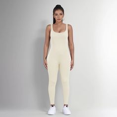 Olivia Mark - Seamless Threaded Yoga Jumpsuit: Fitness Apparel with Open Back, Bodysuit Top, and Leggings Open Back Bodysuit, Yoga Jumpsuit, Backless Bodysuit, Bodysuit Top, Fitness Apparel, Olivia Mark, Workout Clothes, Open Back, Active Wear