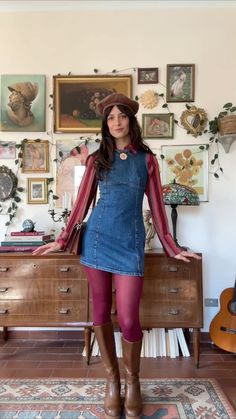 Outfit winter 2024, autumn style Professional Artsy Outfit, British Fall Outfits, Winter Whimsical Outfit, Winter Jeans Outfit Dressy, Quirky Winter Outfits, Eclectic Winter Outfit, Retro Outfits 50s, Womens Tie Outfit, Lillian Core