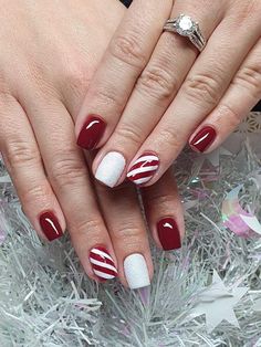 Metallic Nails Design, Spring Nail Designs, Classy Christmas, Christmas Nail Art Designs, Festive Look