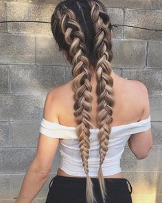 Discover easy hairstyles that anyone can master.Follow this link to learn more Waves Haircut, Gorgeous Braids, Daily Hairstyles, Hair 2018, Trending Hairstyles, Box Braids Hairstyles, Braid Styles, Pretty Hairstyles, Hair Looks