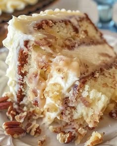 Chocolate Dream Cake, German Chocolate Cake Recipe, Pecan Frosting, Cake With Coconut, Cake Mix Ingredients, Coconut Pecan Frosting, German Cake, Butter Pecan Cake, White Chocolate Cake