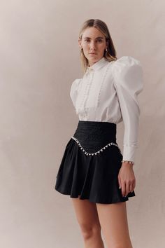 Statement Mini Skirt, Black Skirt Set, Pearl Skirt, Circular Skirt, Short Black Skirt, Smocked Skirt, Era Fashion, Statement Skirt, Mini Skirt Black